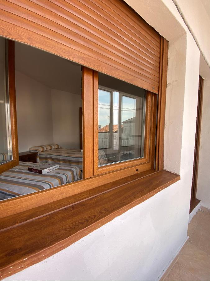 Amplio Apartamento En El Centro De O Grove Buitenkant foto